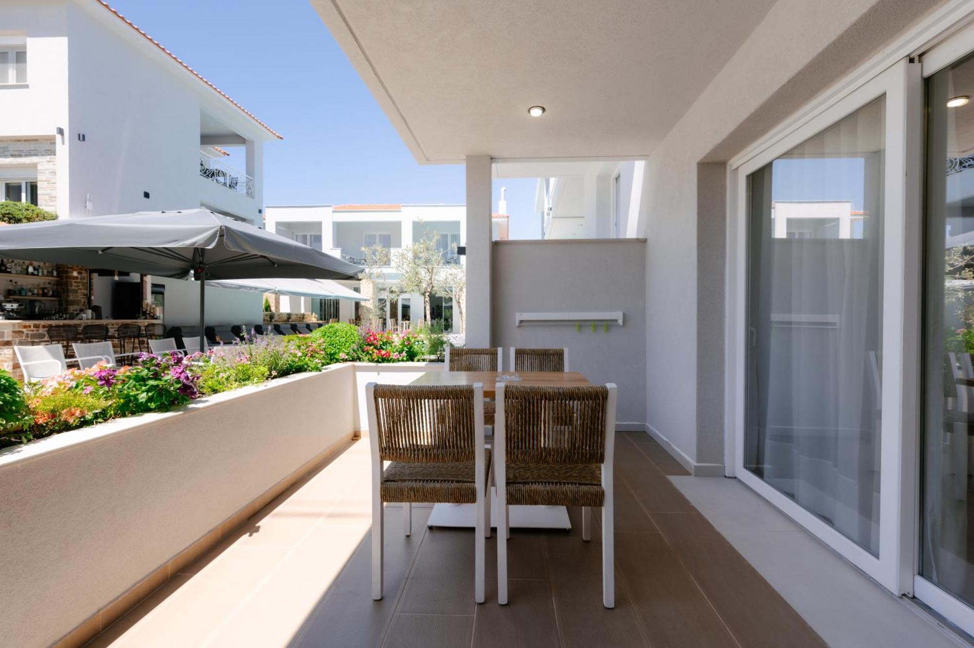 Metsikas Residence Limenas  Ngoại thất bức ảnh